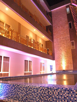 Rivavi Kuta Beach Hotel Legian Extérieur photo